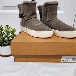 Ugg Aika Mole Boots